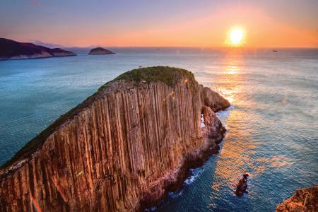 Island hopping between Hong Kong_s outlying islands_Po Pin Chau _Credits to Leung Wai Por_